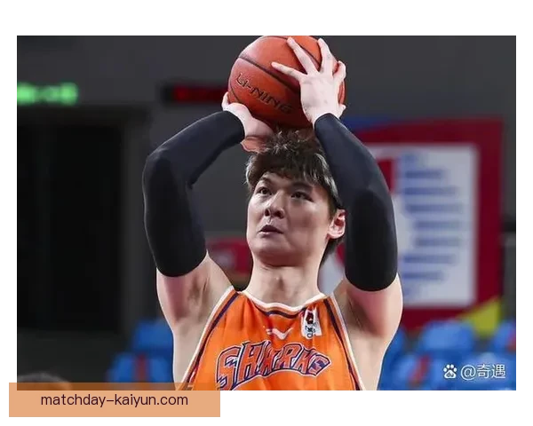 球队季前赛表现稳健，备受关注的战略调整逐步显效