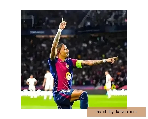 拉菲尼亚边路突破能力持续提升,成为球队进攻新锐力量 拉菲尼亚边路突破能力持续提升,成为球队进攻新锐力量