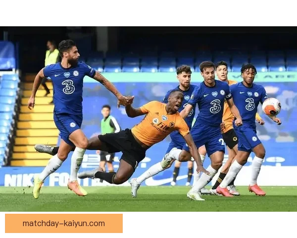 英超狼队近期惨败，状态低迷引关注